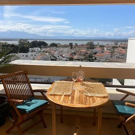 Duplex Renove T3,parking , Face A La Mer, 2 Terrasses דירה