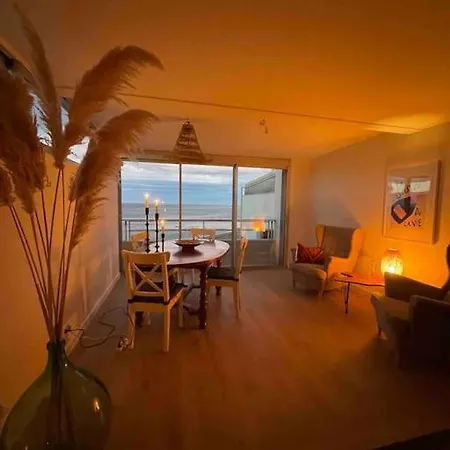 Duplex Renove T3,parking , Face A La Mer, 2 Terrasses דירה